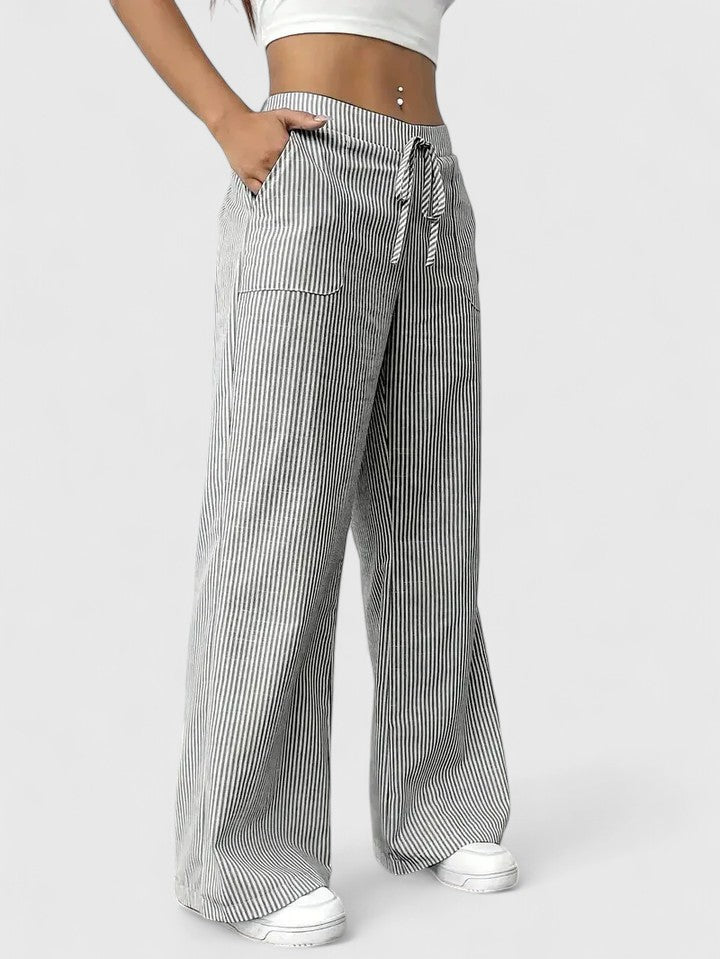 Bequeme Weite Hose mit Eleganten Details