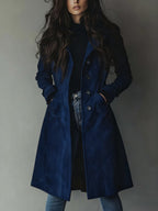 Claudia | Langer taillierter Trenchcoat mit zeitlosem zweireihigem Stil
