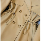 Seraphina | Trenchcoat mit elegantem Detaildesign und herbstlicher Silhouette