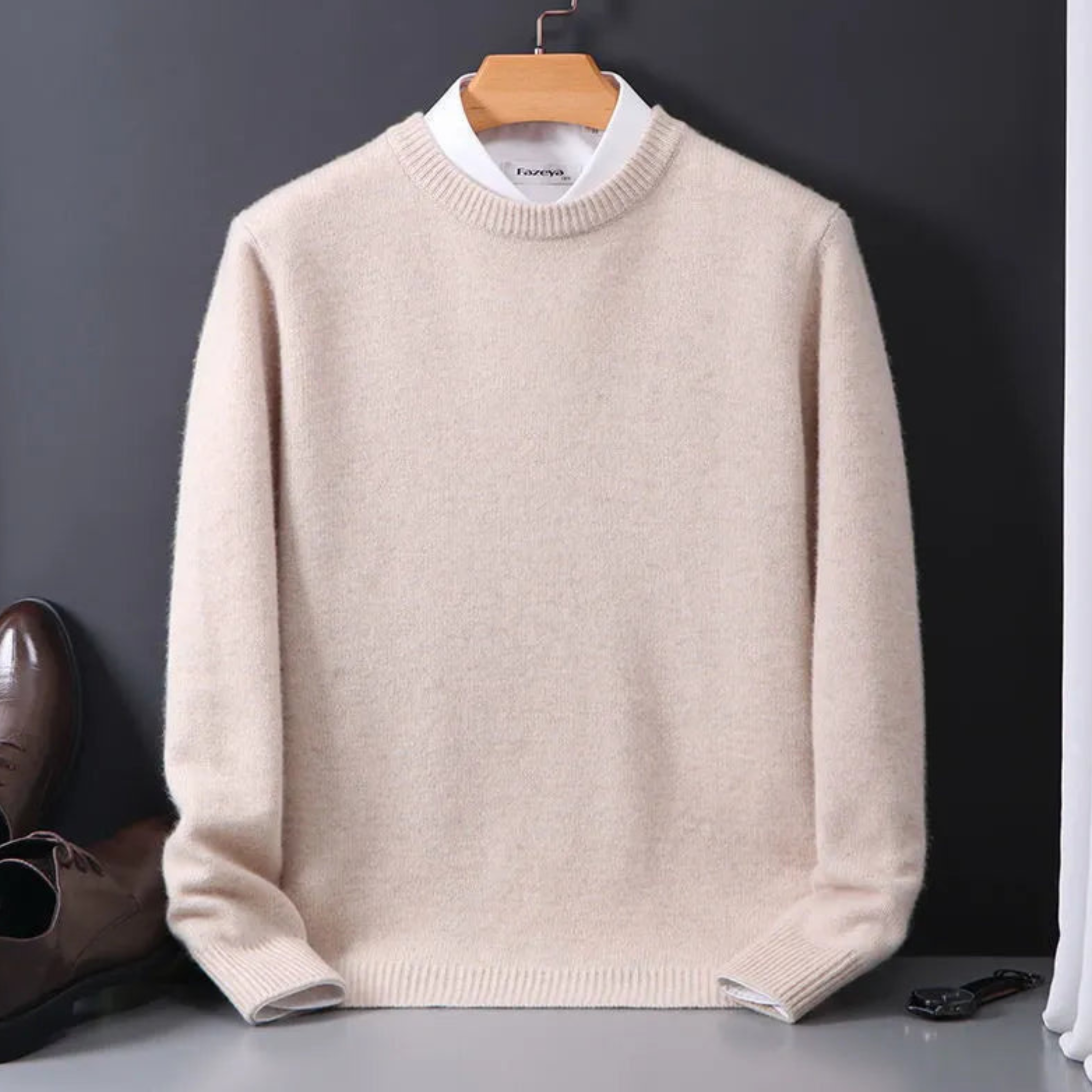 Klassischer Cashmere Pullover