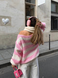 Stilvolle gestrickte Pullover mit trendigen Streifen für einen modischen Look