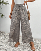 Lisette Hose mit weitem Bein und geometrischem Druck