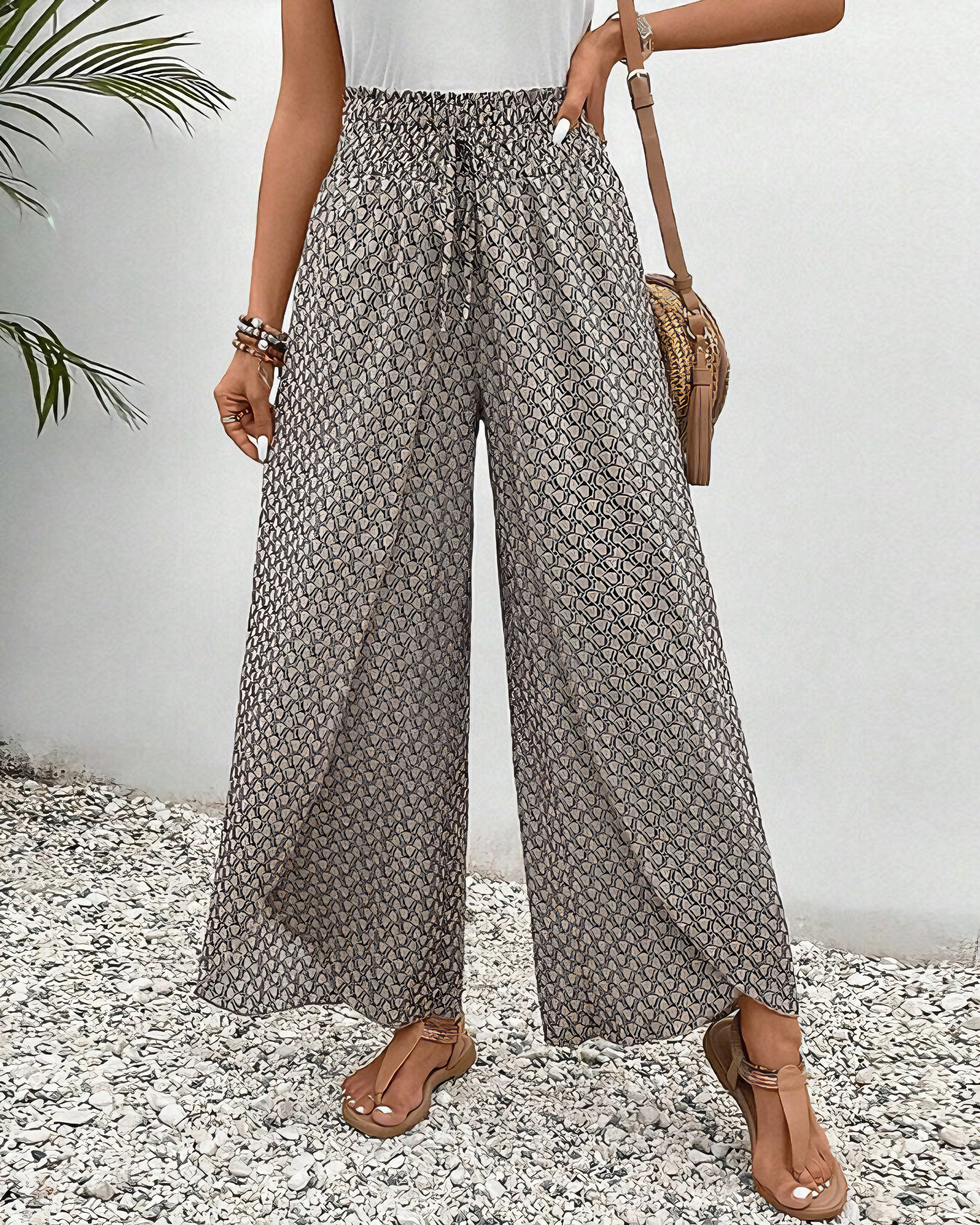 Lisette Hose mit weitem Bein und geometrischem Druck