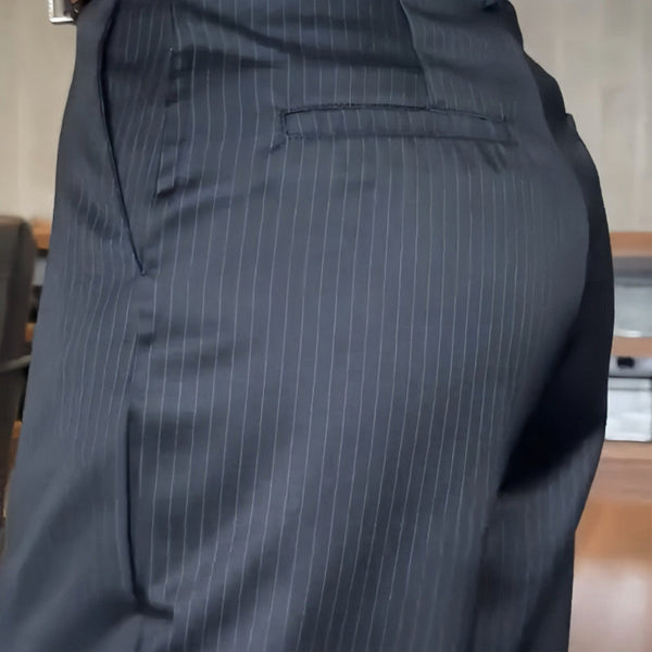 ELEGANTE, FIGURSCHMEICHELNDE HOSE MIT STREIFEN
